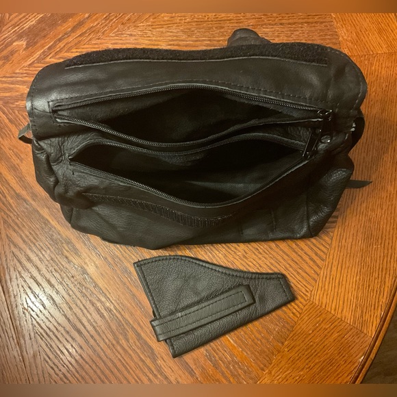 🏍️Conceal Carry Nicely Textured Black Genuine Leather Cycle Bag! - Picture 9 of 9